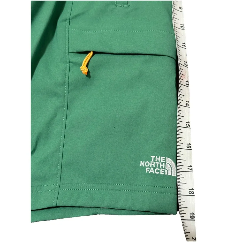 The North Face Men's XXL Deep Grass Green‎ Class V Belted Short